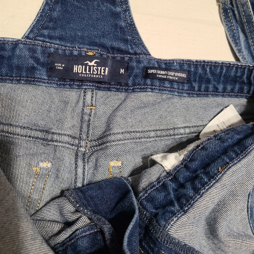 Hollister Women's Super Skinny Dark Wash Denim Crop Overalls sz M - Picture 4 of 9